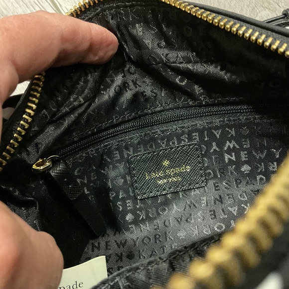 Kate Spade Crossbody Black & White Mindy Blake Avenue Diamond Dot NWOT - Picture 4 of 12